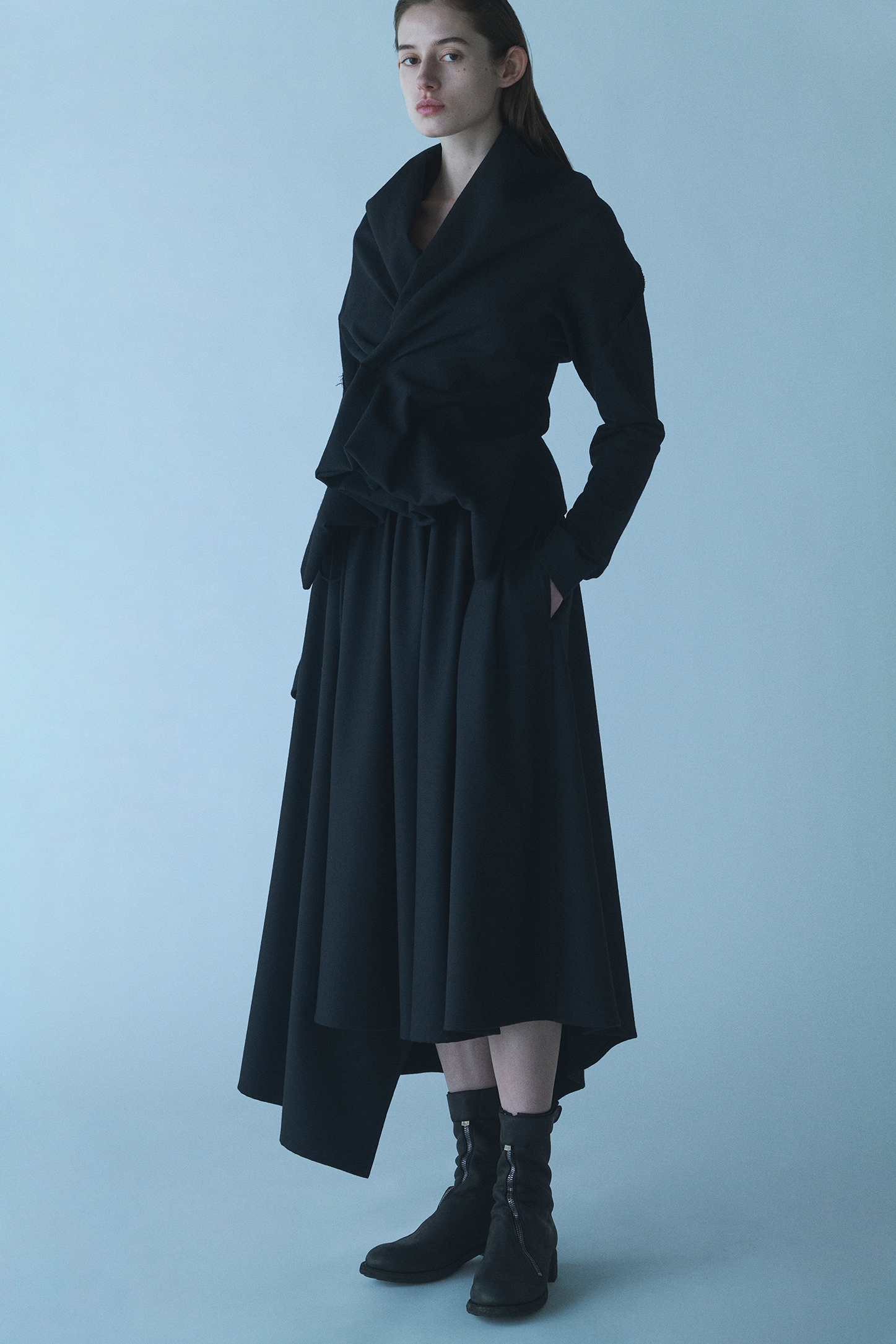 Yohji Yamamoto Collections AUTUMN / WINTER 2024-25