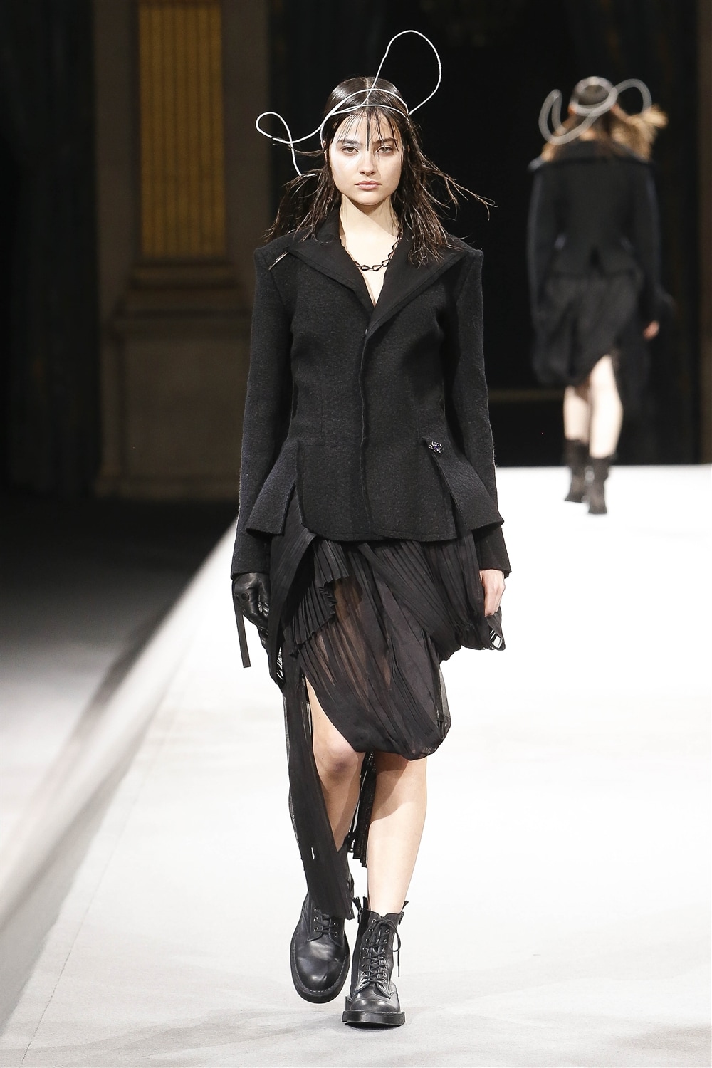 Yohji Yamamoto  AUTUMN / WINTER 2022-23