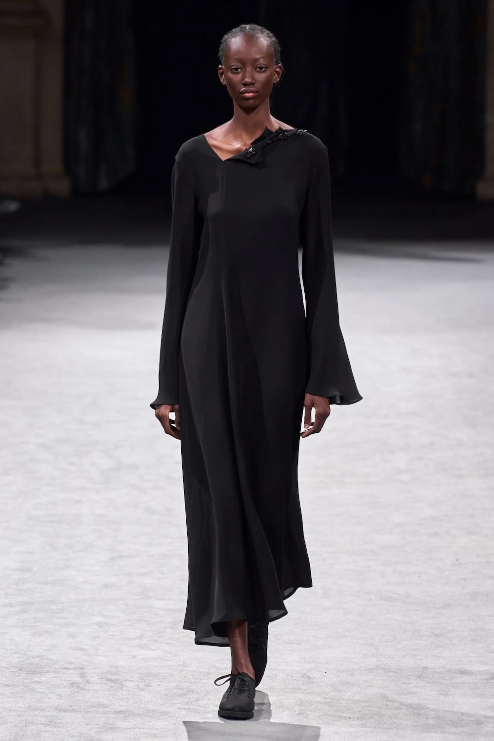 Yohji Yamamoto AUTUMN / WINTER 2023-24