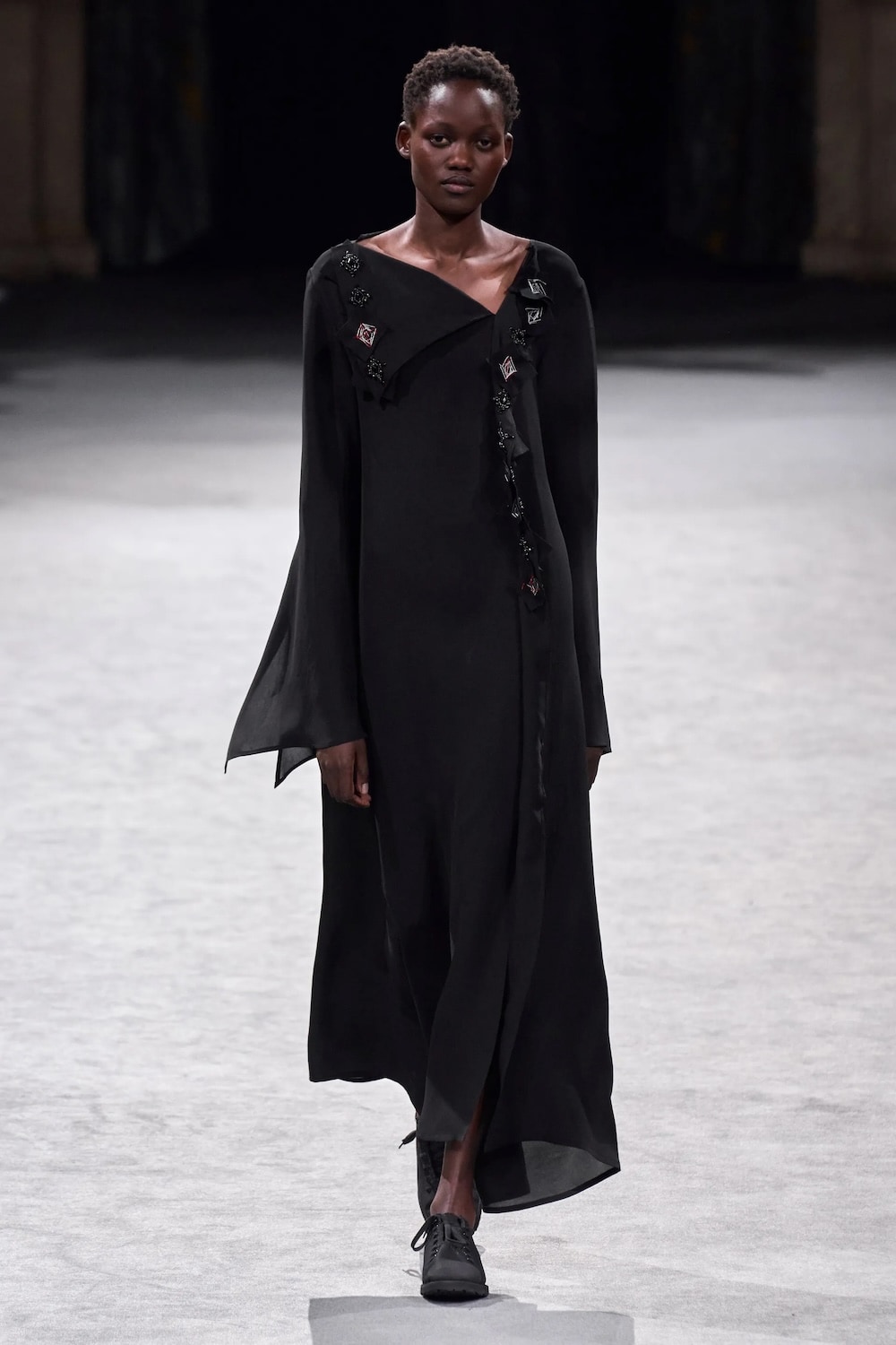 Yohji Yamamoto AUTUMN / WINTER 2023-24